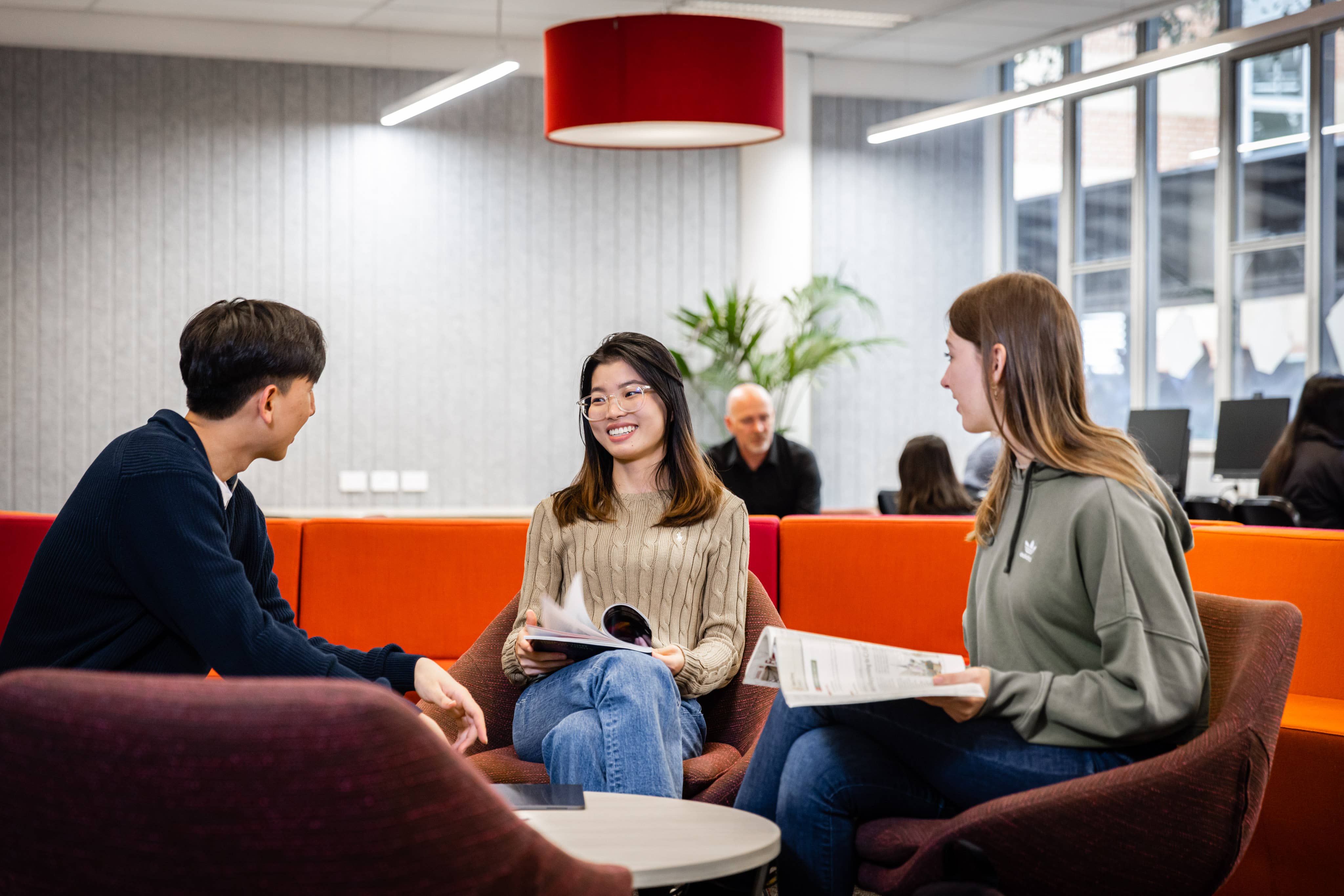 Peer support - Sometimes the most helpful advice comes from someone who has been where you are. Peer mentors help you settle in and feel confident, while in-class peer helpers offer guidance, study tips and extra support when you need it. 
