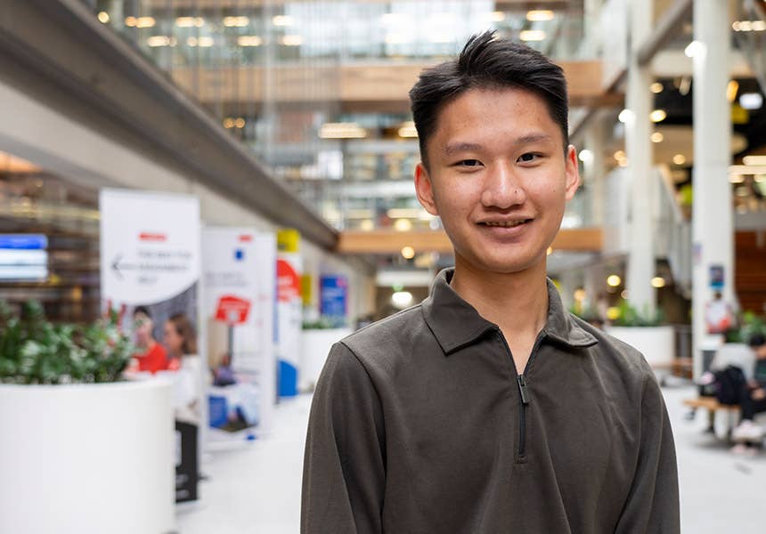 Outstanding Graduate Prize winner Jonathan learns a lot by helping others.