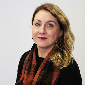 FIONA DAVIDSON PROFILE IMAGE 1