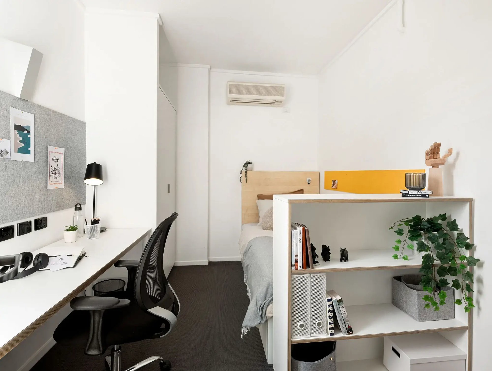 09_IgluCentral_Bedroom_web