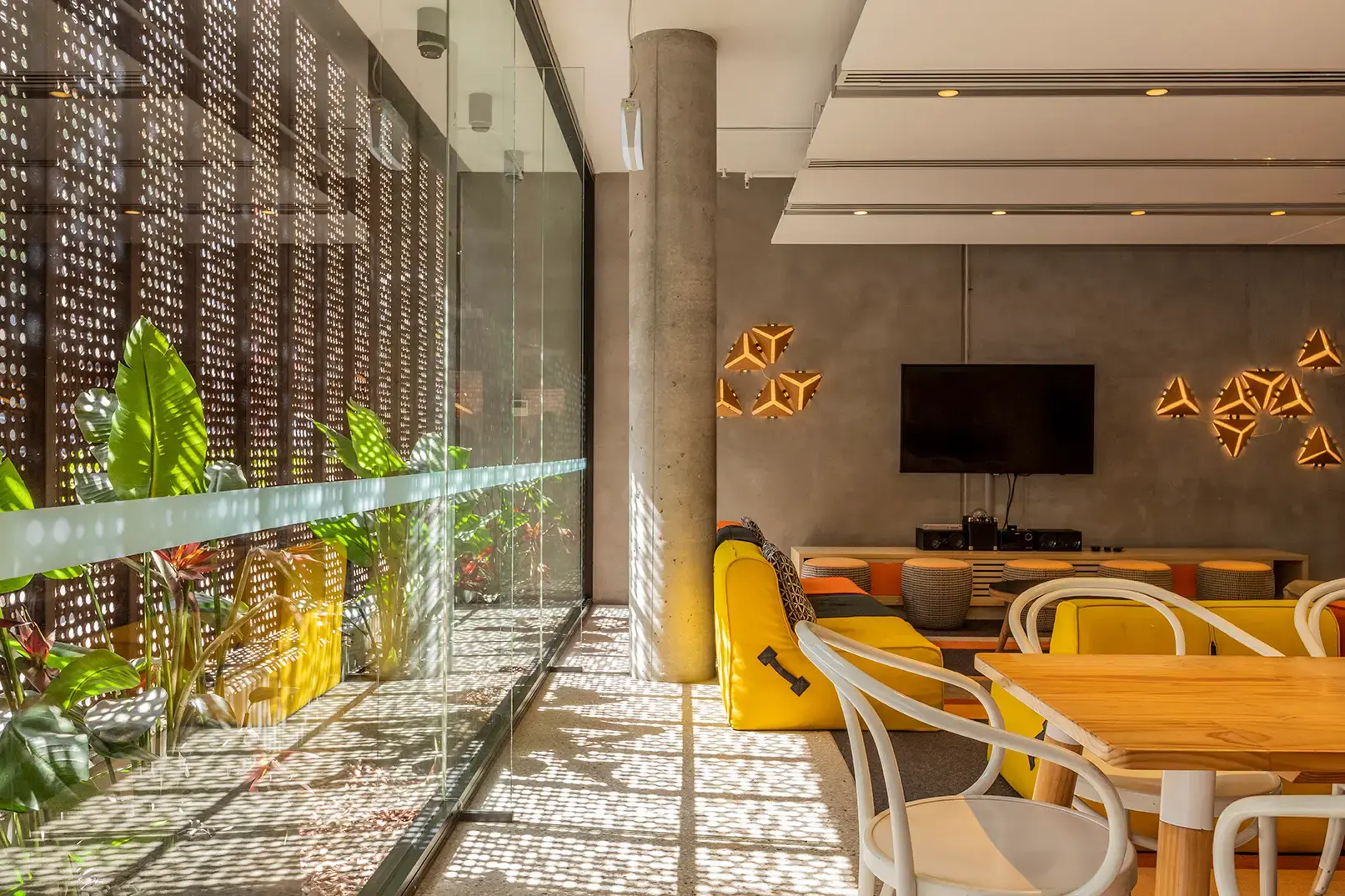 05_IgluCentral_CommunalLounge_web
