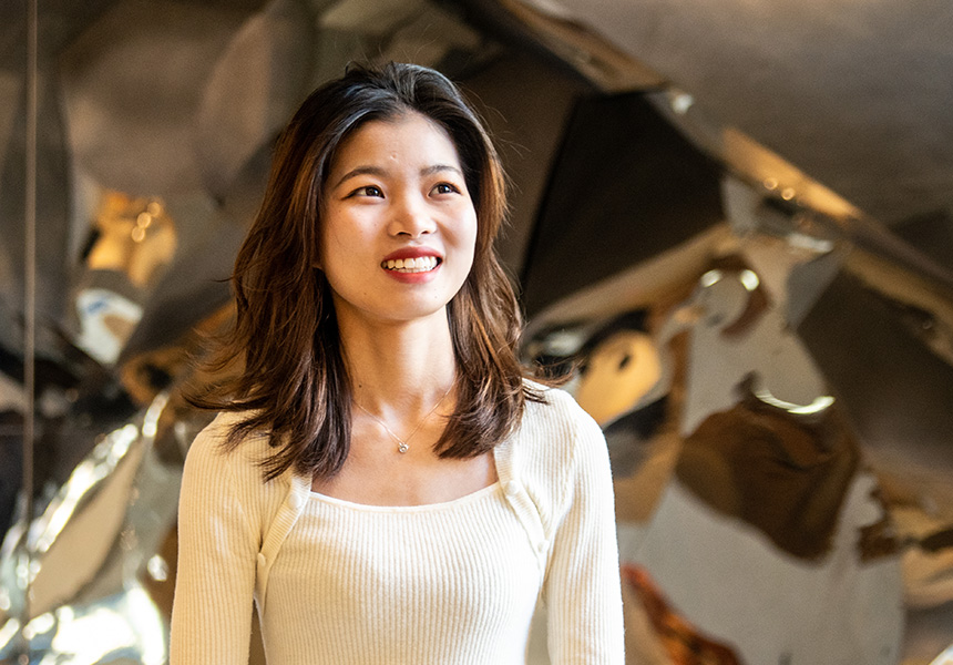  Xiaomin thrives at UTS thanks to the wide range of support on campus.