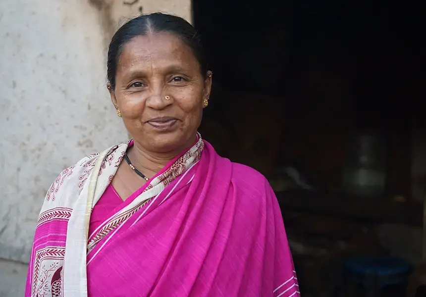 Supporting a social enterprise in India and Nepal which empowers local women to lead their communities out of poverty